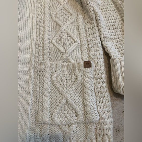 Canadiana Cream Cable Knit Shawl Collar Cardigan Sweater - Picture 7 of 8